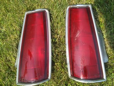 LINCOLN MK VII TAIL LIGHTS
