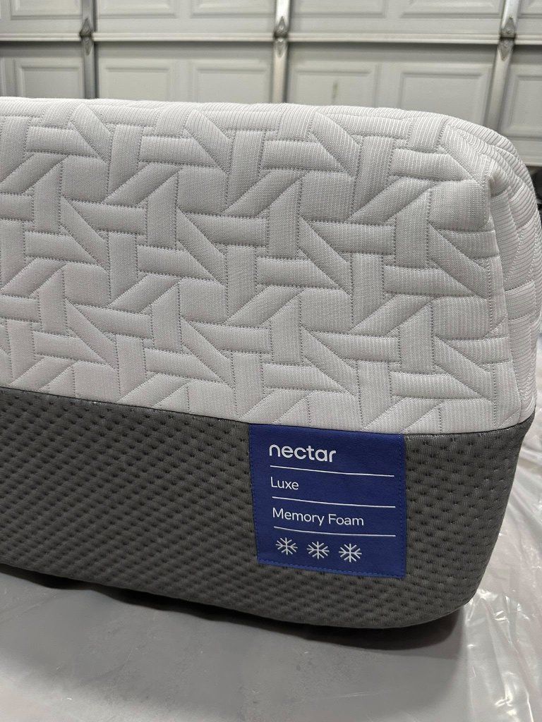 Nectar Luxe Memory Foam Mattress – Twin XL