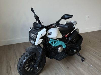 Kids' Electric Ride-On Motorcycle - White & Black with Training Wheels