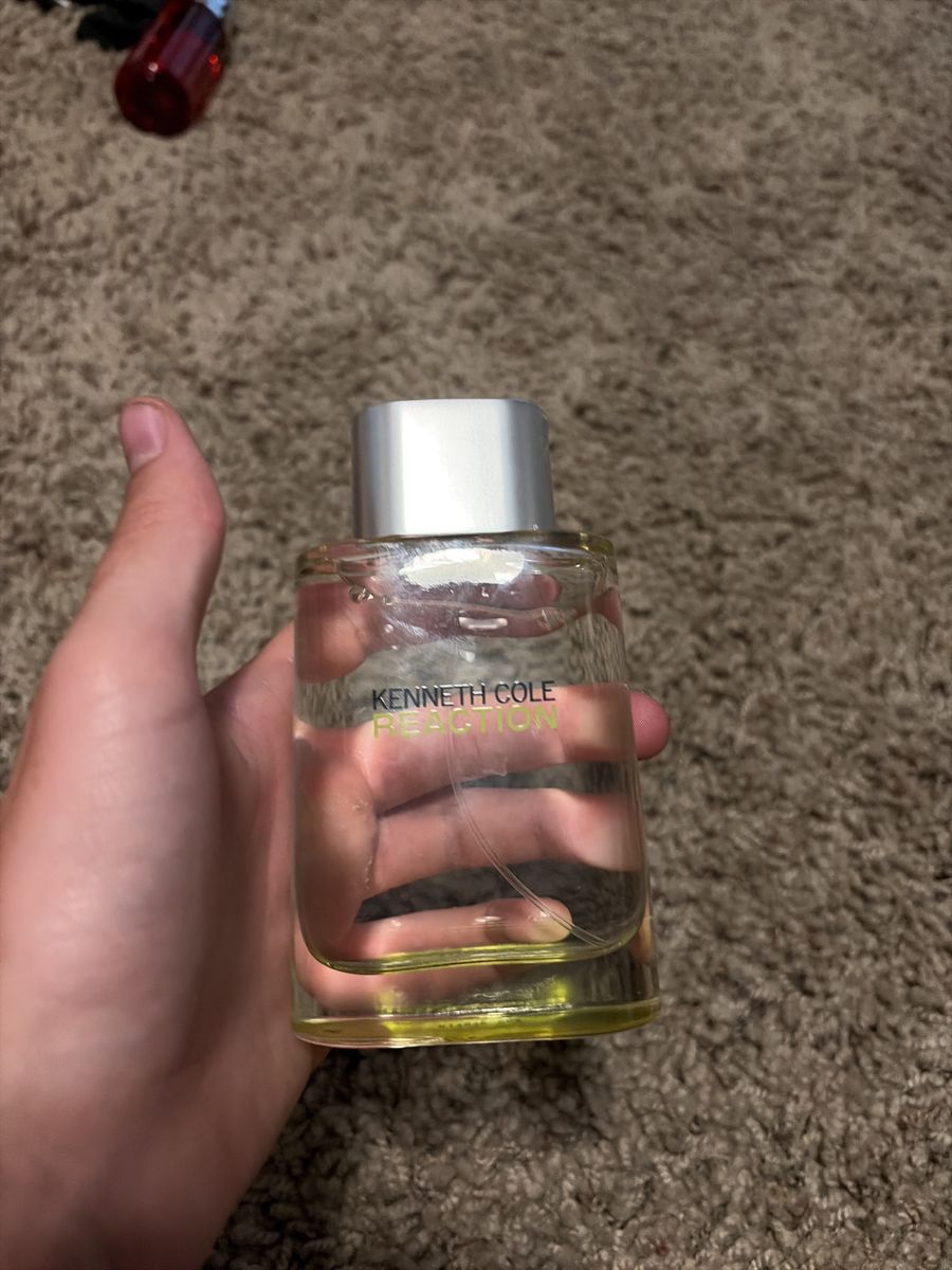 Kenneth Cole Reaction Cologne