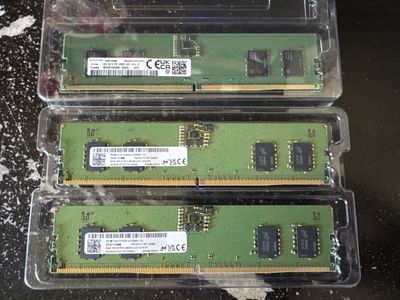 3 -8GB DDR5 DIMMs