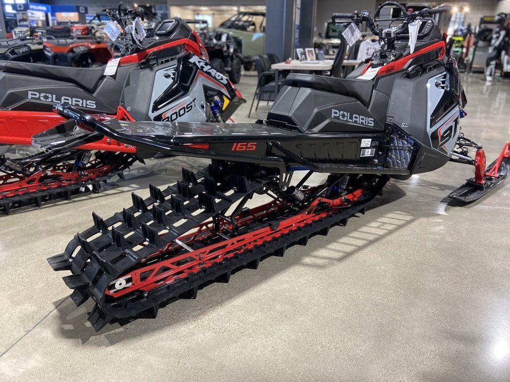 2025 Polaris® 9R RMK KHAOS 155 Storm Gray / Indy Red