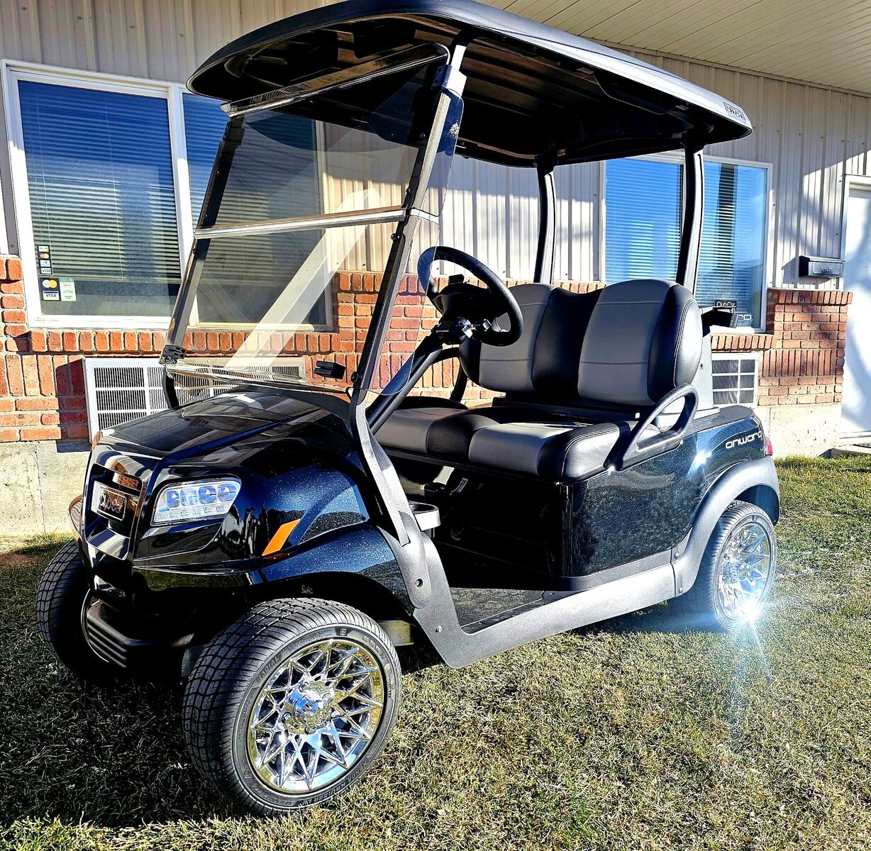 New 2025 Metallic Tuxedo Black Club Car Lithium ONWARD Golf Cart