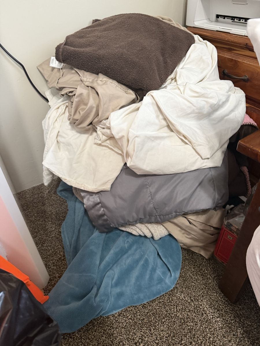 Blankets/sheets