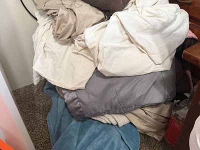 Blankets/sheets