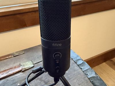 Microphone