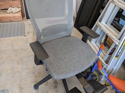 Ergonomic Mesh Office Chair with Headrest and Footrest - Gray Adjustable Swivel Task Chair