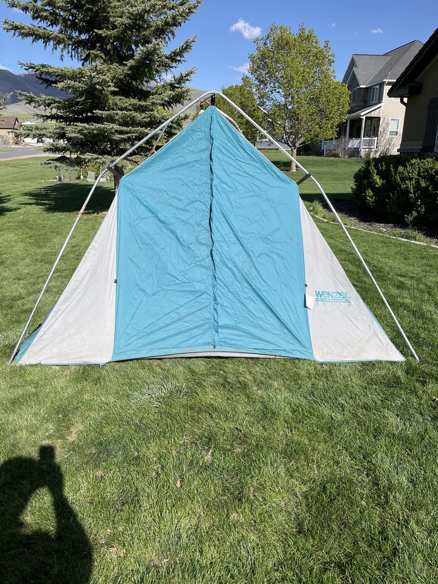 7'x9' Wenzel Aspen Tent
