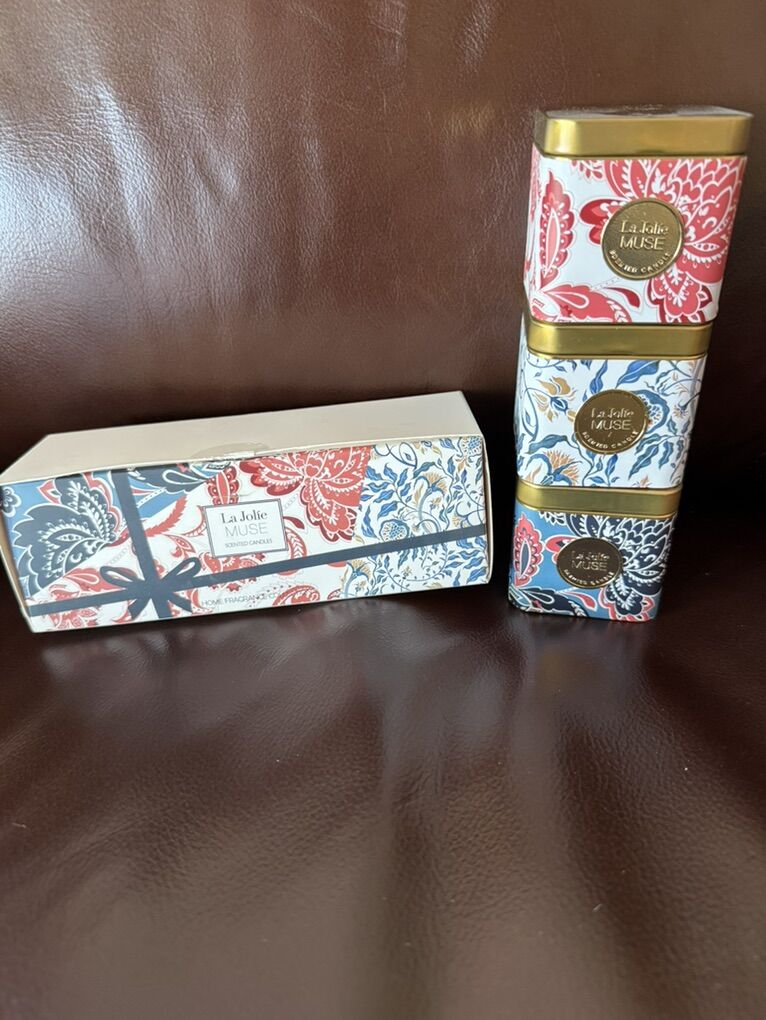 La Jolie Muse Set Of 3 NEW! Candle Set!