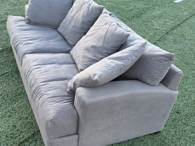 Oversized Comfy Couch! Can Deliver For Extra