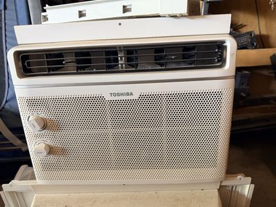 Toshiba RAC-WK0512CMRU Window Air Conditioner