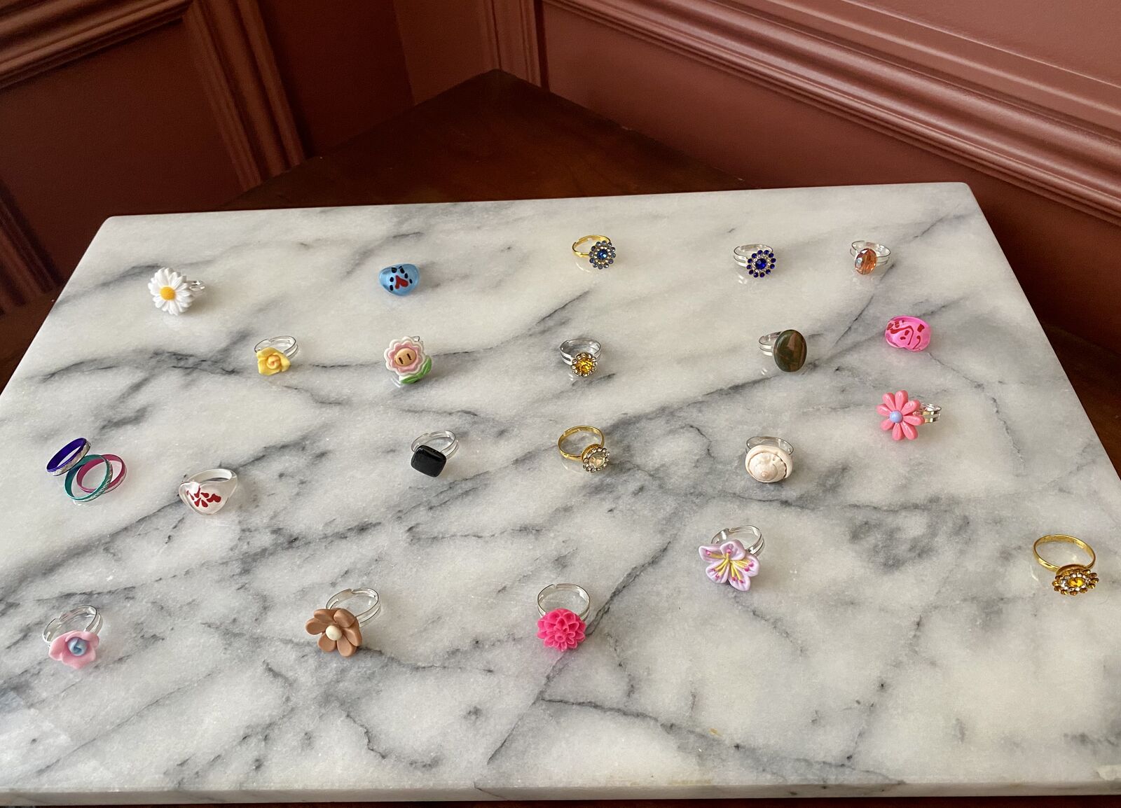 NEW - Rings Rings RINGS - Great Assortment of Rings - Most Are Adjustable 2/$5 - C PIXS