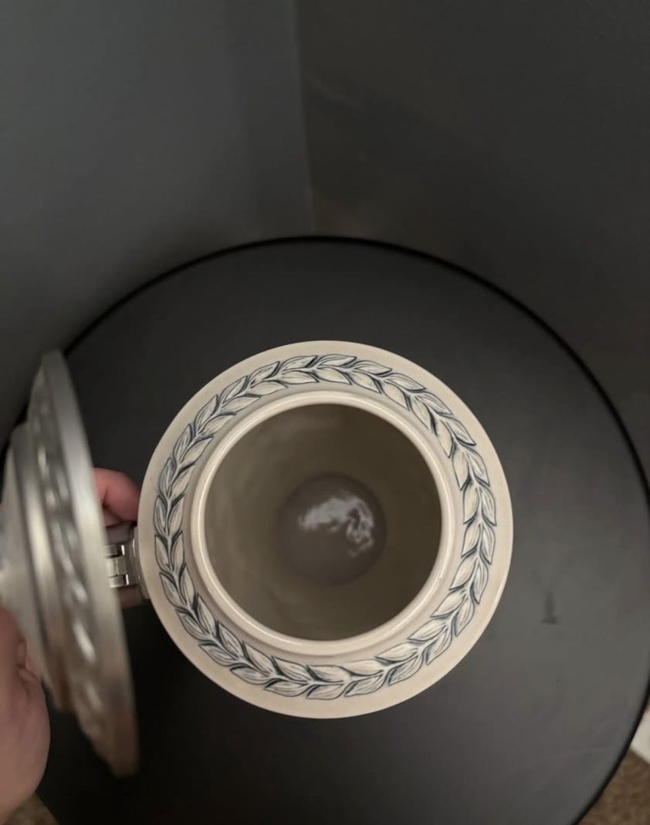 Main image 3