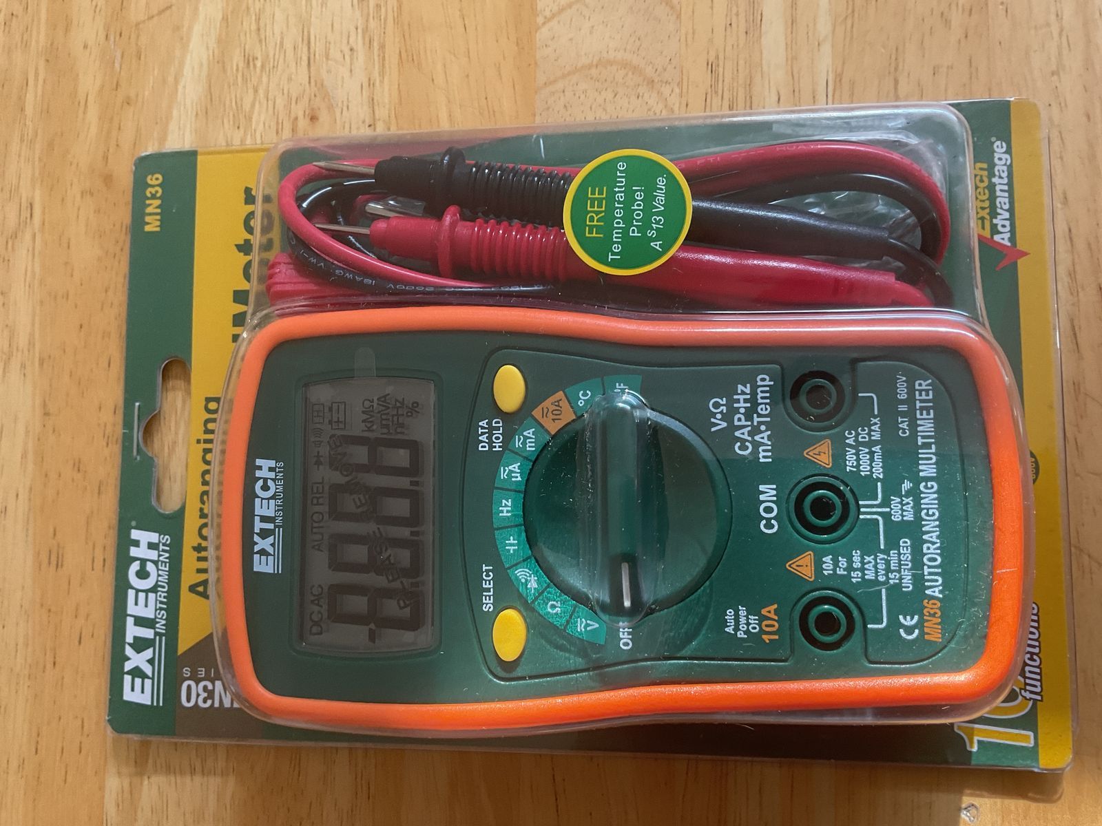 (NEW) EXTECH AUTORANGING MINI MULTIMETER