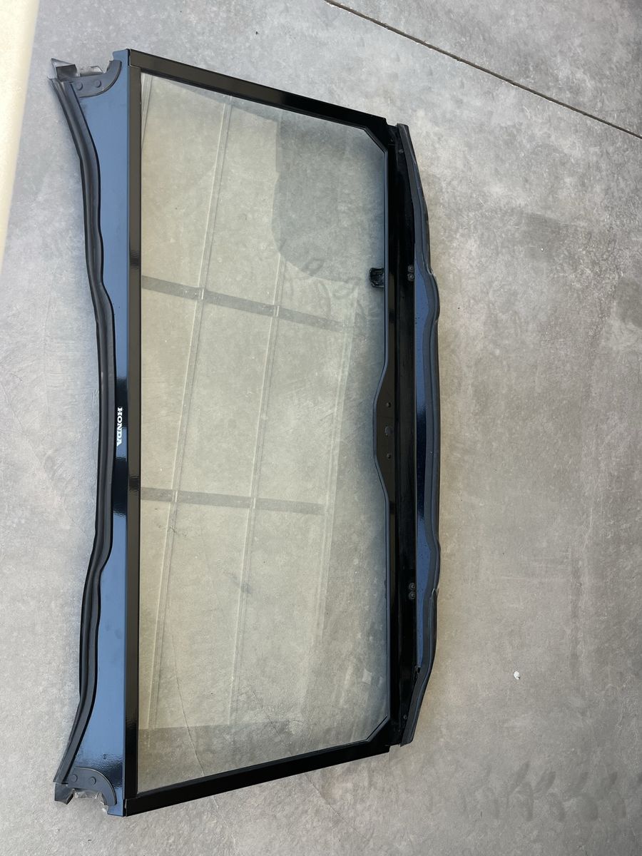 Pioneer 1000 Front Windsheild