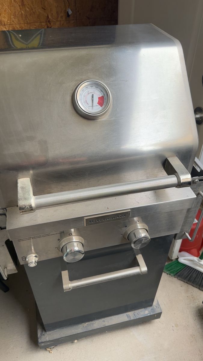 Kitchen aid bbq grill
