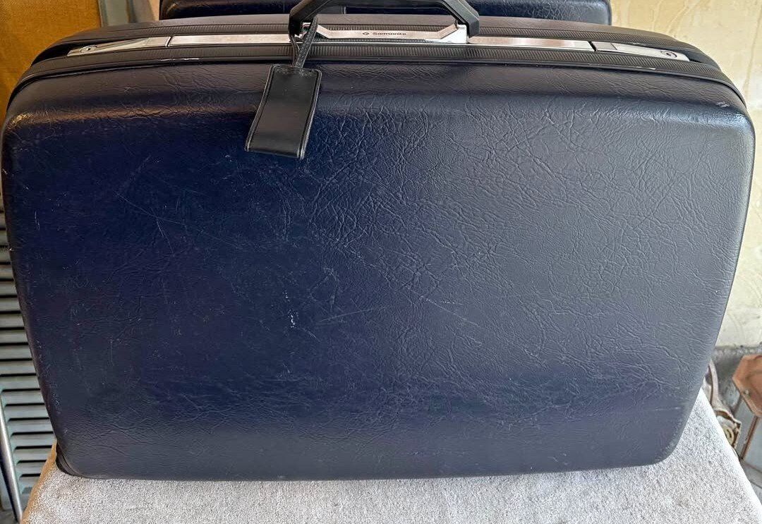 VTG Samsonite Sentry II NAVY Suitcase