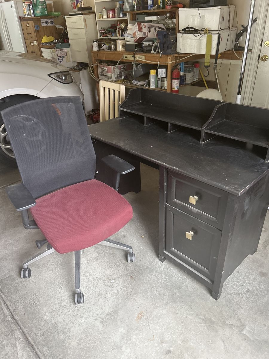 Desk and office chair