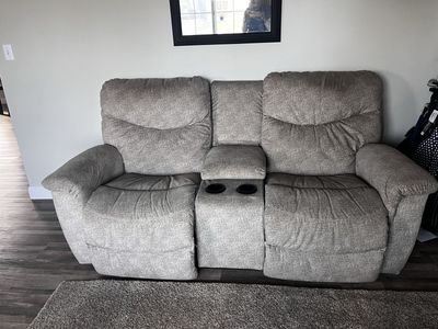 Gray Reclining Loveseat with Console and Cupholders - Excellent Condition