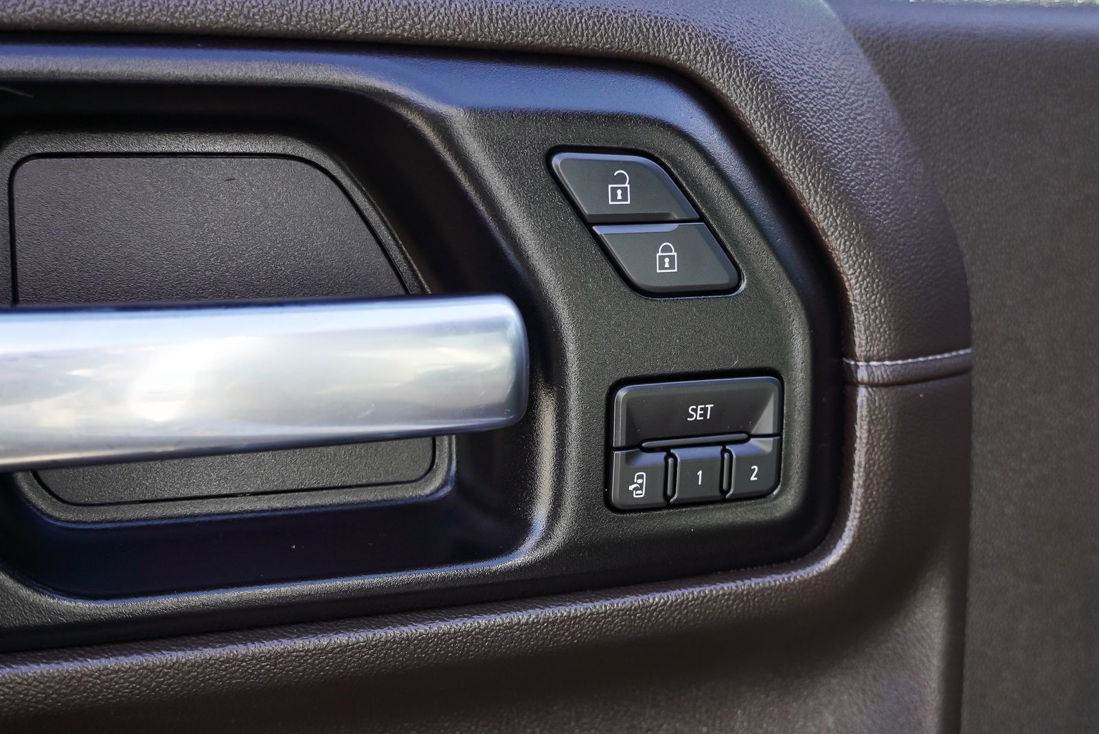 Main image 21