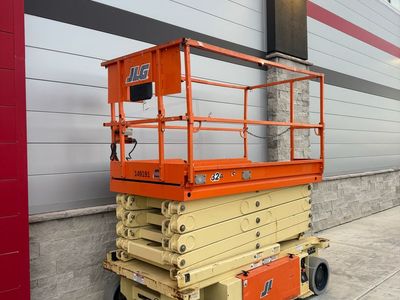 SCISSOR LIFT 19FT - 26FT - 32FT. RENTAL. GENIE - JLG - JCB.