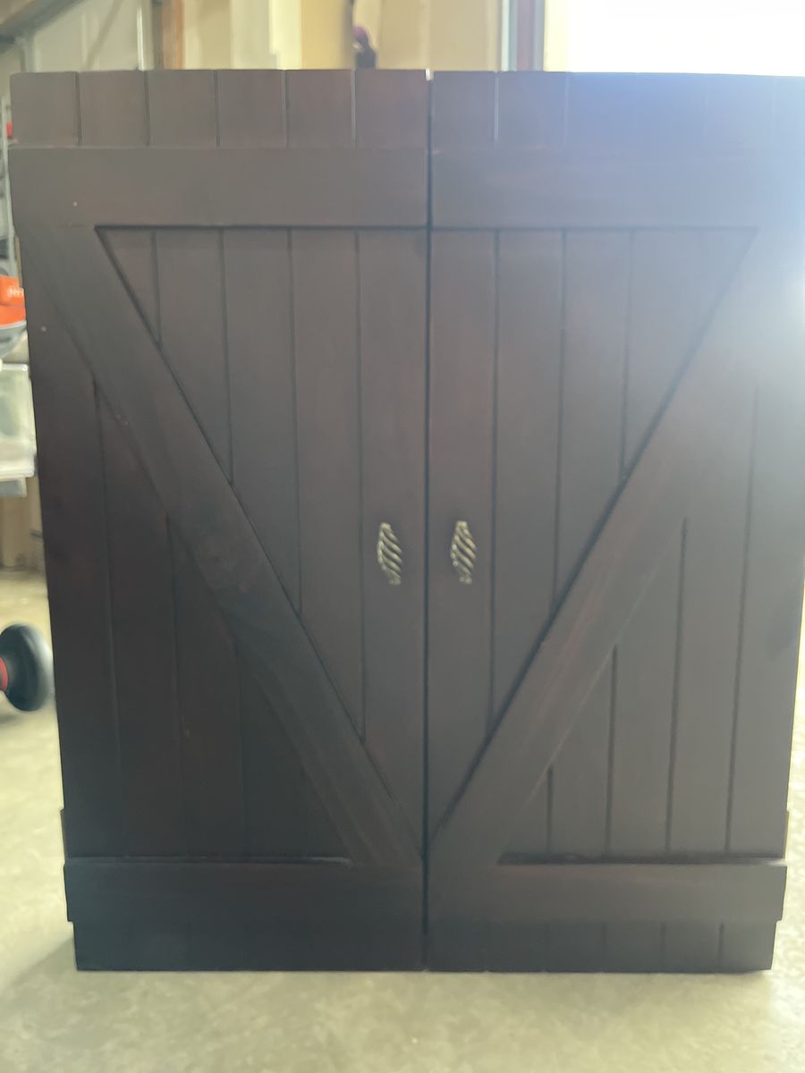 Dartboard Cabinet Case (Dark Wood, Never Used)