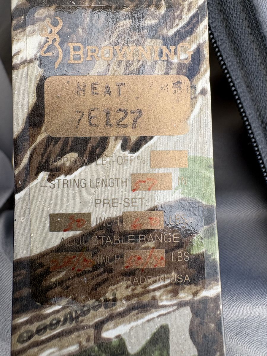 Vintage Browning Heat Compound Bow Package with Easton Arrows & Case