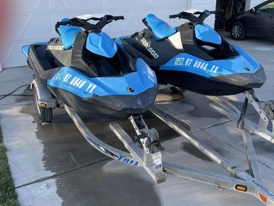 Pair of 2017 Seadoo Spark Jet-Skis