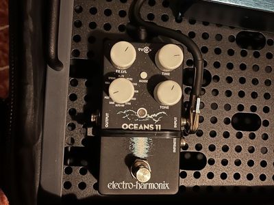 EHS Oceans-11 Reverb Pedal