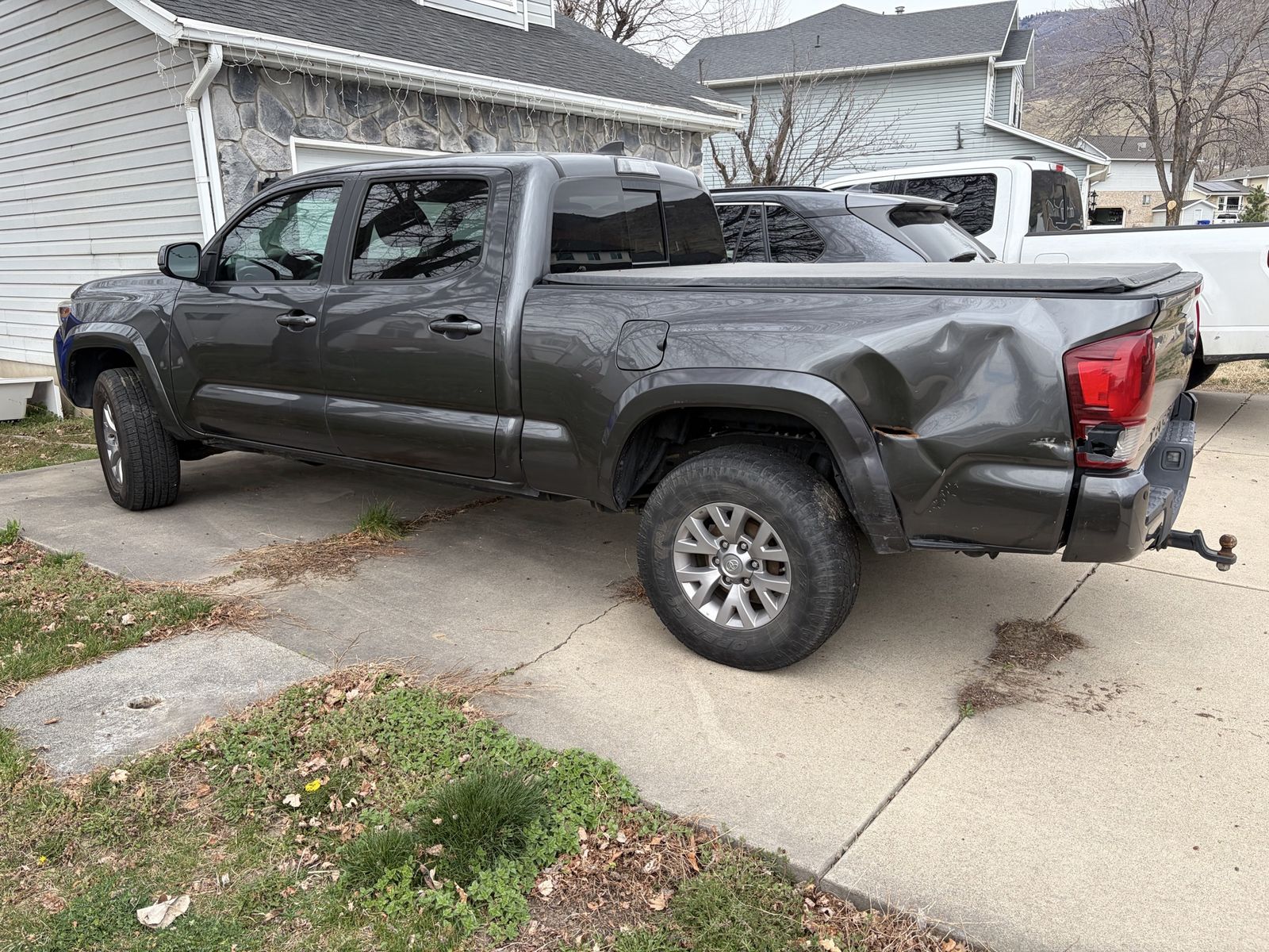 2019 TOYOTA TACOMA Base