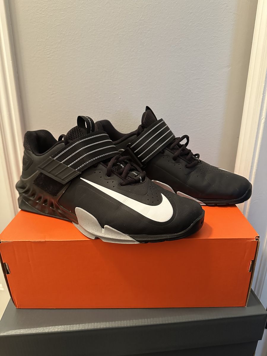 Nike Savaleos 10.5 Size Weightlifting