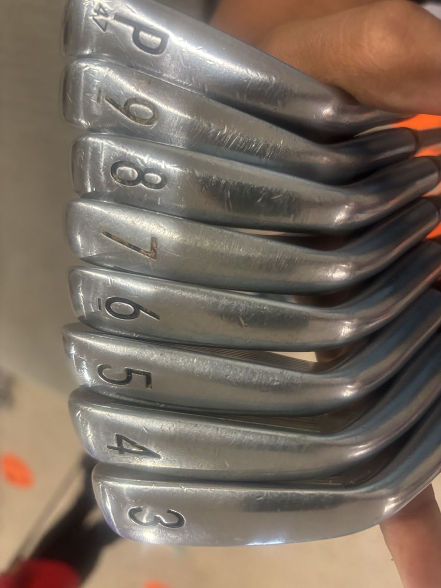 Titleist Forged 620 MB Iron Set RH 3-P Project x 6