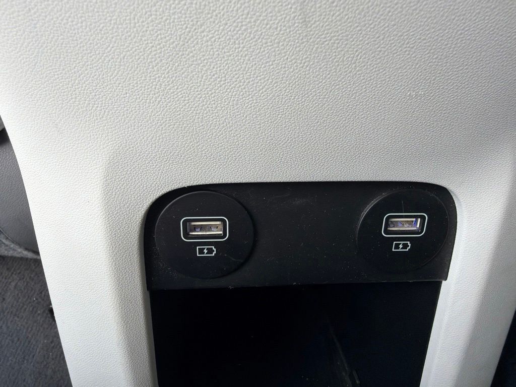 Main image 27
