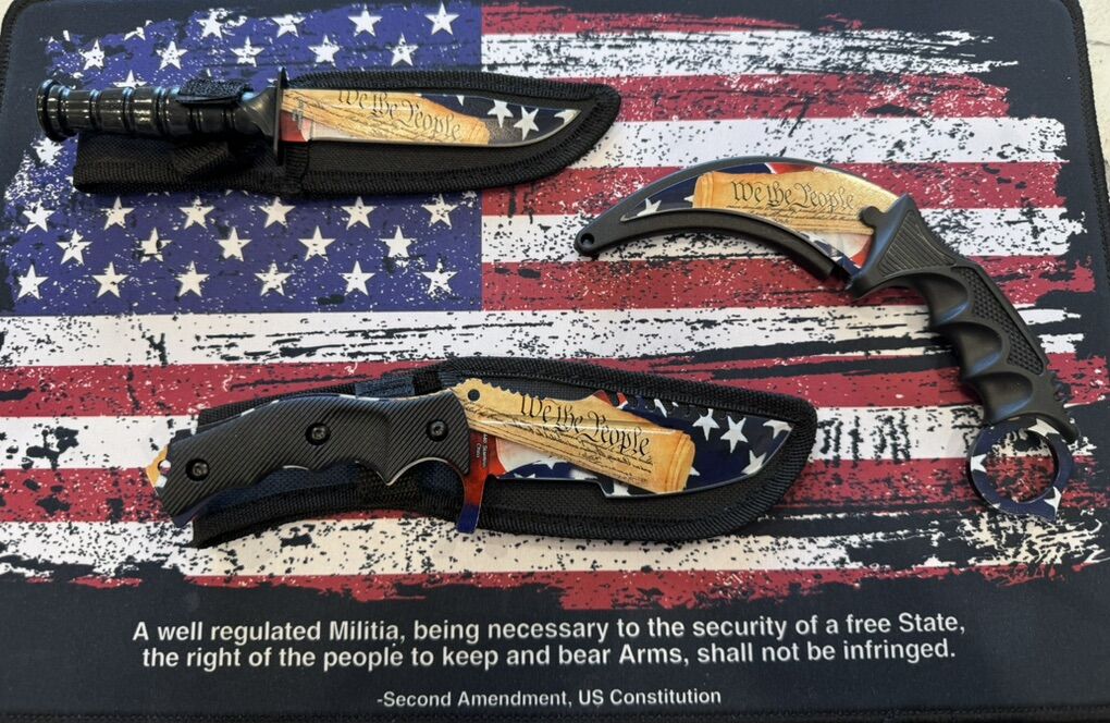 We The People KnIfe set - 3 Different Knives