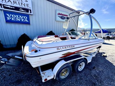 1995 Glastron GS195 Bow Rider