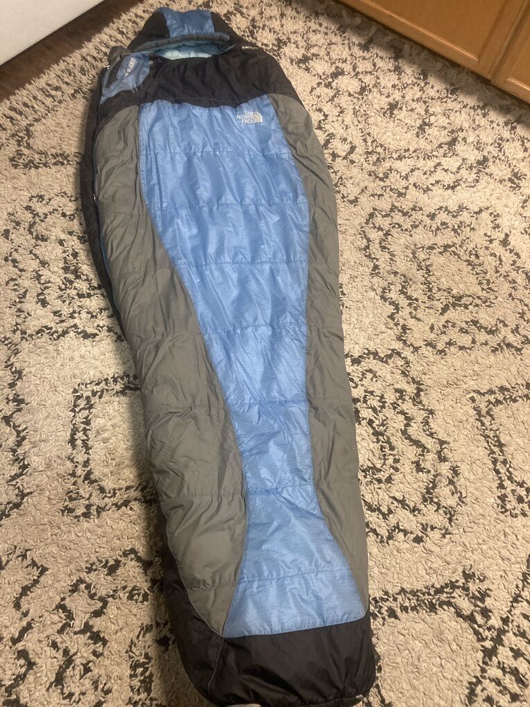 Northface Womens Sleeping Bag Cats Meow 20 D Long
