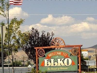 VERY CLOSE TO THE CITY OF ELKO, HOMES IN THE AREA only $700 Down payment
