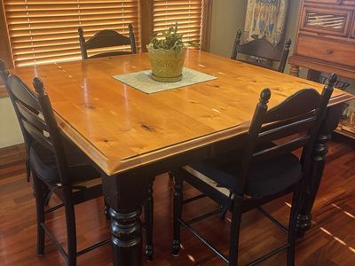 Solid Wood Dining Table with 4 Chairs - Two-Tone Finish, Traditional Style