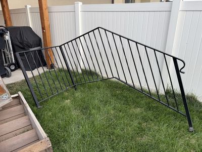Free outdoor railing