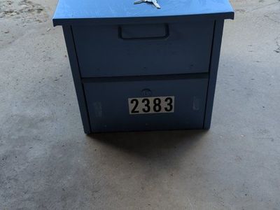 Heavy-Duty Locking Security Mailbox / Parcel Drop Box (with Keys) – Blue