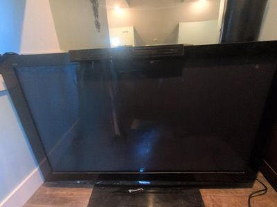 Panasonic VIERA 60" Plasma TV Good Condition