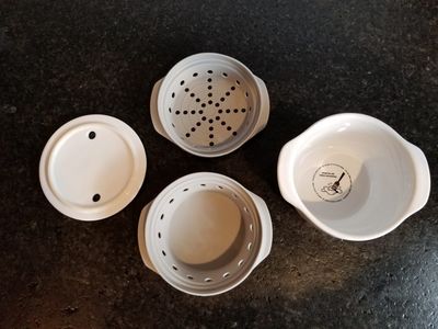 Pampered Chef Breakfast Sandwich Maker: Ceramic Egg Cooker Steamer Multi-Piece Set