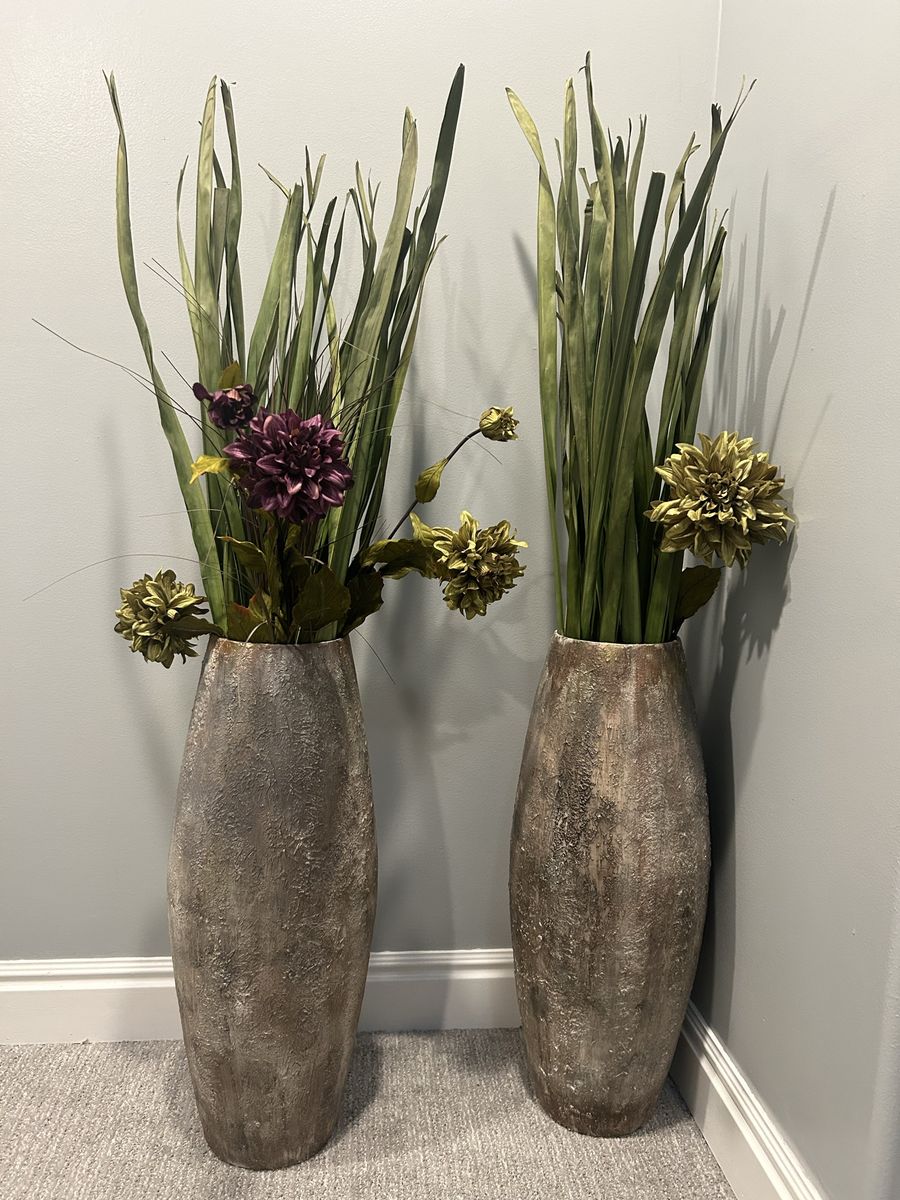 Tall for entry vase and flowers