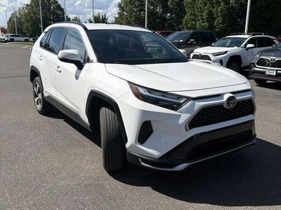 2025 Toyota RAV4 Plug-in Hybrid SE