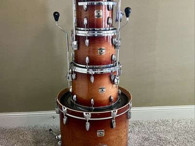 Gretsch Renown Maple 5 Piece Drum Kit Autumn Burst