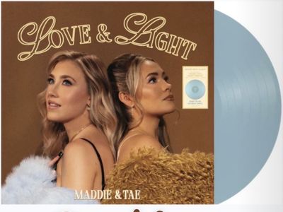 Maddie & Tae-SIGNED Love & Light-Opaque Baby Blue Vinyl-2LP-Cover Insert-SEALED-Autographed