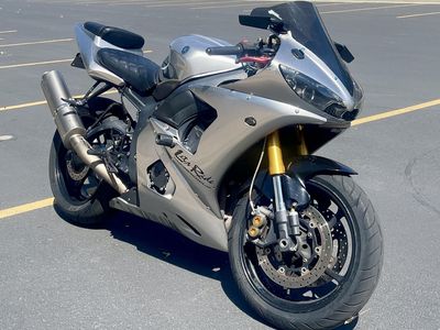 2004 YAMAHA R6