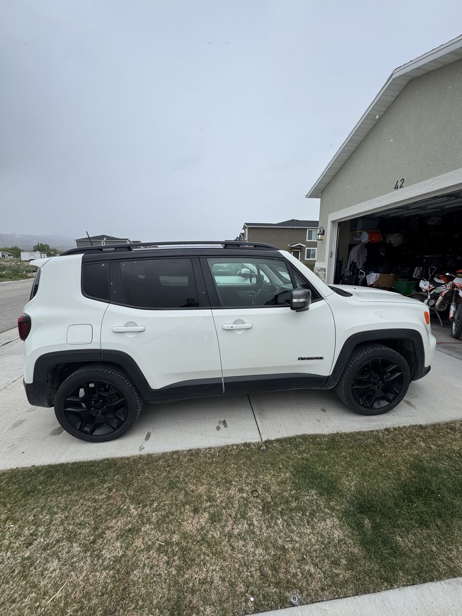 2021 JEEP RENEGADE Latitude