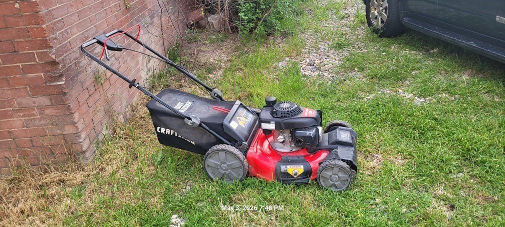 Troy bilt self propelled lawn mower.