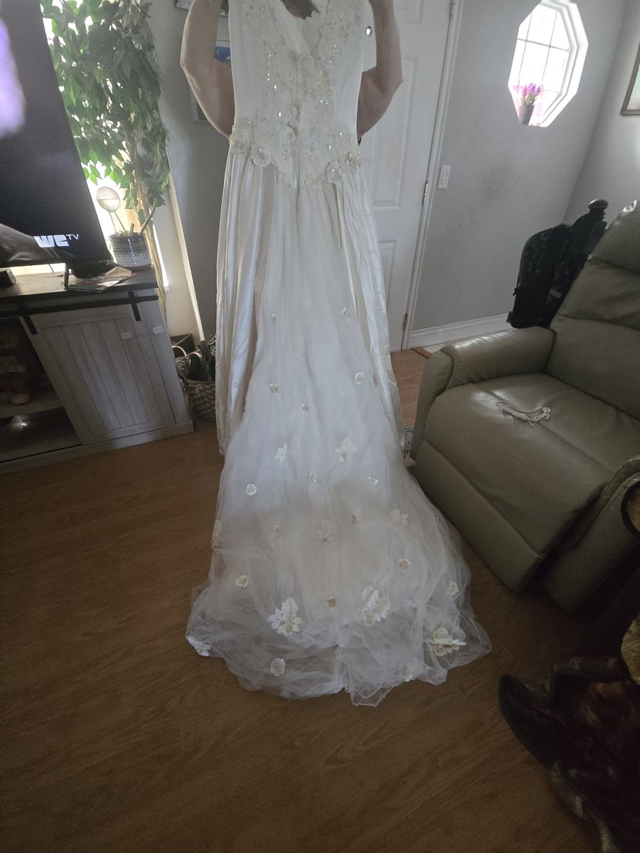 Wedding dress